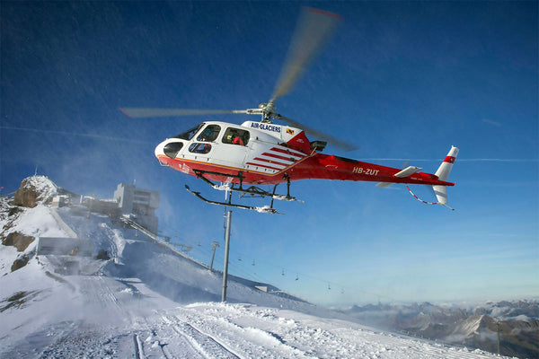 Anflug Gebirgslandeplatz mit dem Helikopter