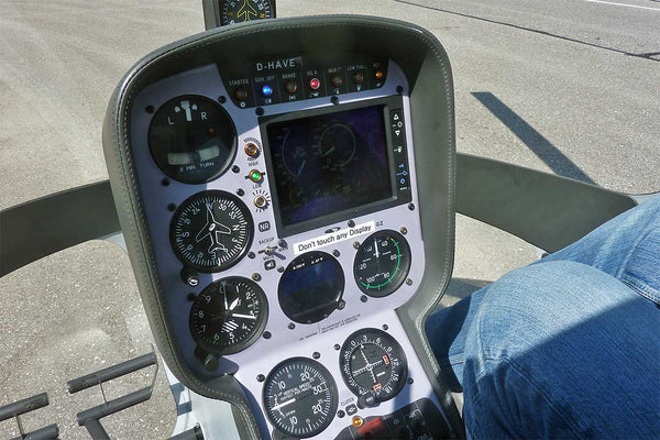 Cockpit Cabri-G2 auf Flugplatz