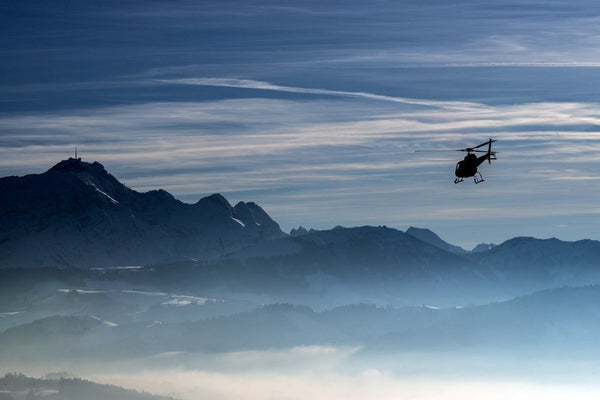 Helikopter mit Kurs auf Säntis