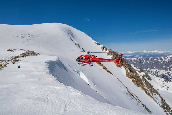 45 min. Titlis sightseeing flight with glacier landing from Beromünster