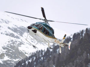 Helikoptertyp Bell 429 im Flug 