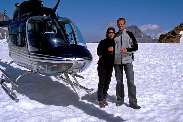 Heiratsantrag auf Gletscher 