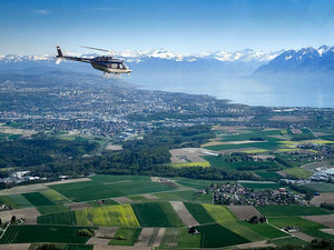 Rundflug mit Helikopter mit Sicht in die Alpen 