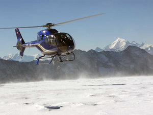 Helikopterflug Landung auf dem Gletscher