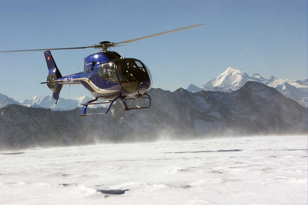 Helikopterflug Landung auf dem Gletscher